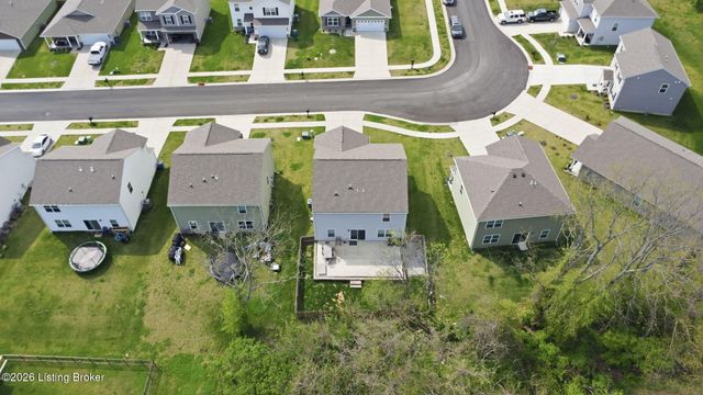 1523 Robin Rd, Shelbyville, KY 40065