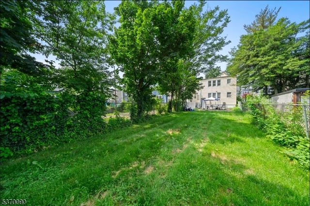 70 Welland Ave, Irvington Twp., NJ 07111