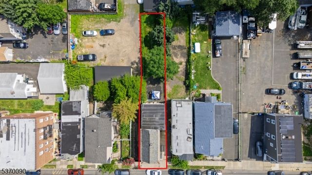 70 Welland Ave, Irvington Twp., NJ 07111