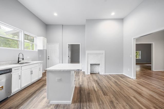 2113 Summerville Road, Phenix City, AL 36867