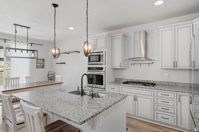 223 W WILDWOOD DR, Saratoga Springs, UT 84045