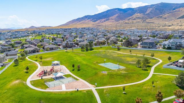 223 W WILDWOOD DR, Saratoga Springs, UT 84045
