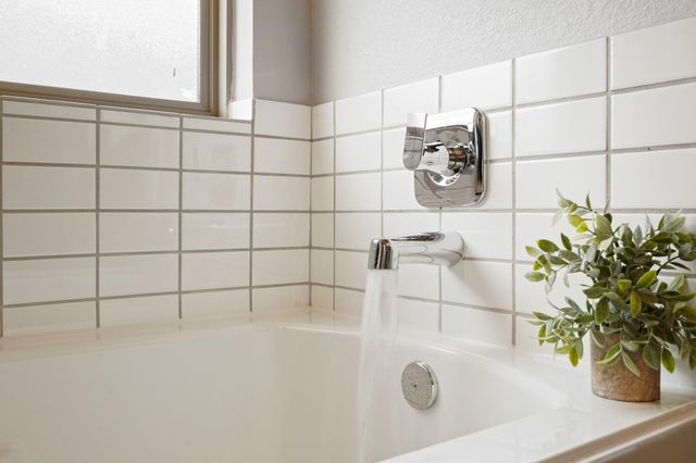 1511 Maple Ridge Drive, Missouri City, TX 77459