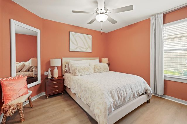 1511 Maple Ridge Drive, Missouri City, TX 77459