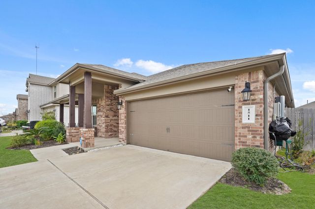 1511 Maple Ridge Drive, Missouri City, TX 77459