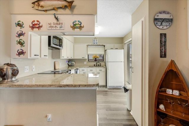 1222 Oahu Drive, Galveston, TX 77554