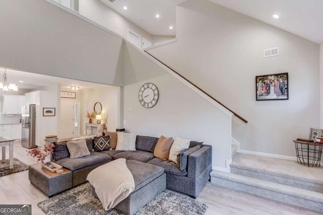 6137 Timberidge Drive, Gainesville, GA 30506