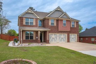 302 Morgan Ranch Circle, Bonaire, GA 31005
