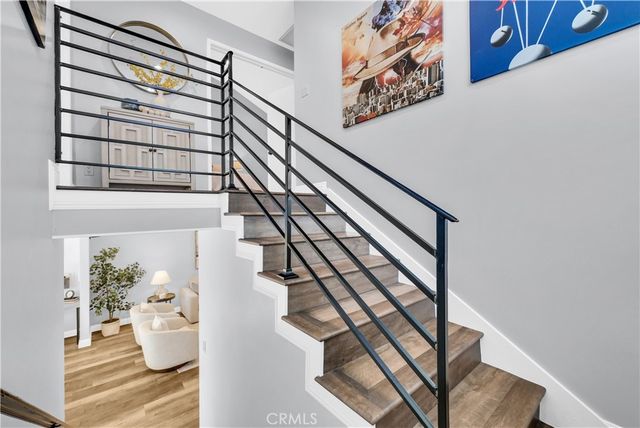 5213 Piccadilly Circle, Westminster, CA 92683