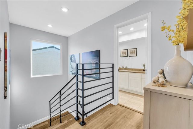 5213 Piccadilly Circle, Westminster, CA 92683