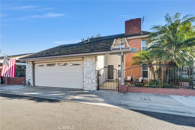 5213 Piccadilly Circle, Westminster, CA 92683
