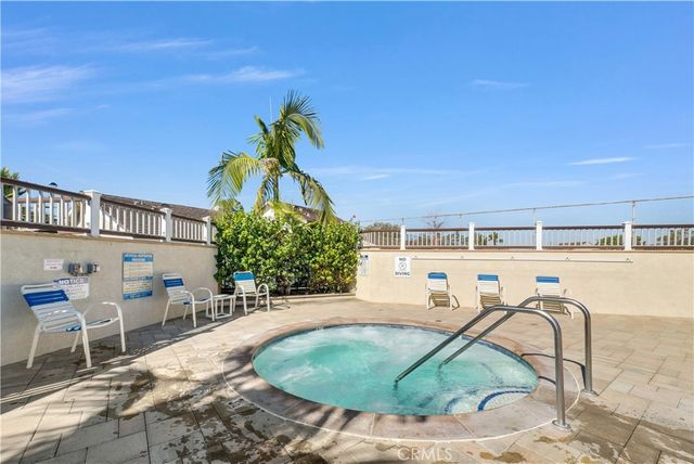 5213 Piccadilly Circle, Westminster, CA 92683