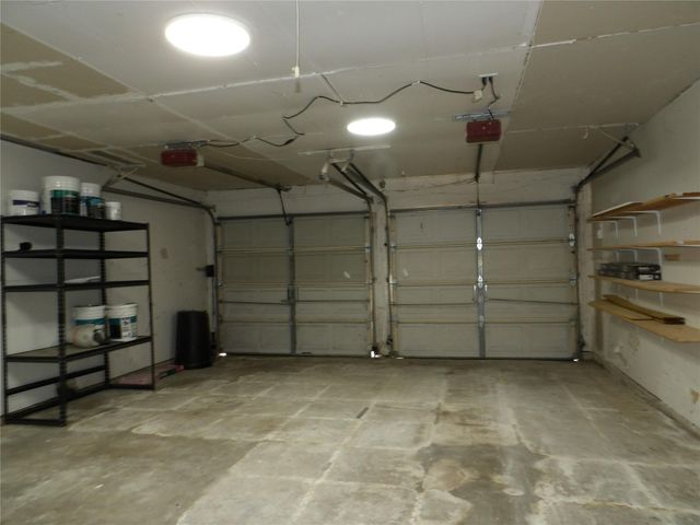 4705 37th Street, Dickinson, TX 77539