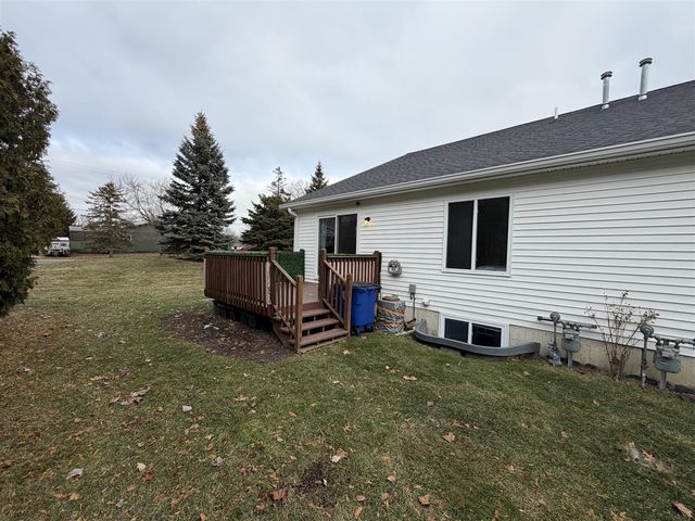 902 Lighthouse Drive, Marysville, MI 48040