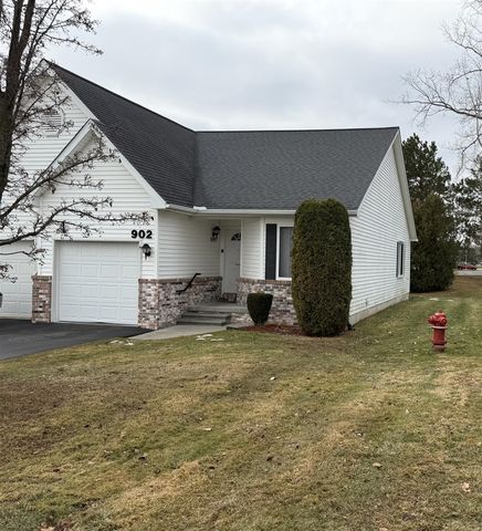 902 Lighthouse Drive, Marysville, MI 48040