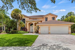 3920 Nighthawk Dr, Weston, FL 33331