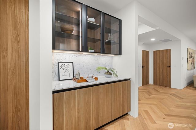 10733 17th Avenue NE, Seattle, WA 98125