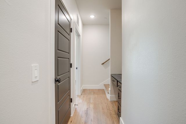 2820 Weisenberger Street 110, Fort Worth, TX 76107