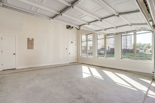 2820 Weisenberger Street 110, Fort Worth, TX 76107