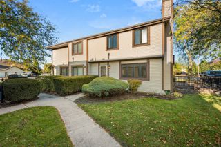 1721 Cedarbrook Court 1, Sycamore, IL 60178