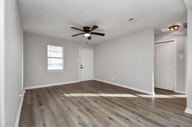 428 De Haven Street, Houston, TX 77029