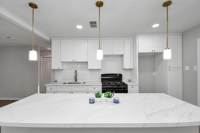 428 De Haven Street, Houston, TX 77029
