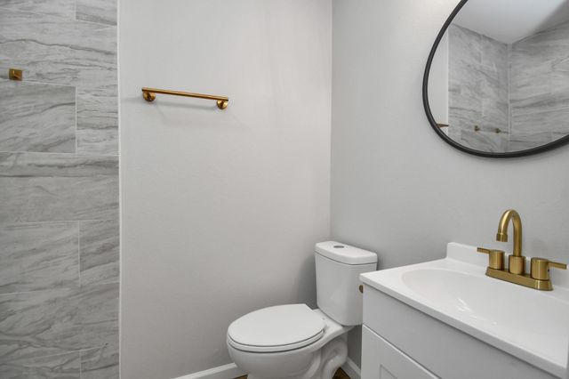428 De Haven Street, Houston, TX 77029