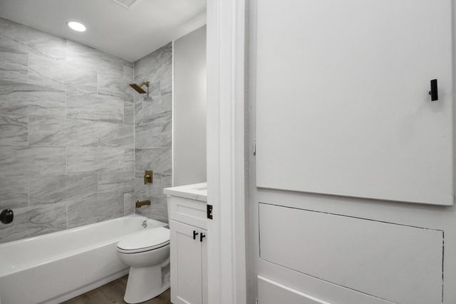 428 De Haven Street, Houston, TX 77029