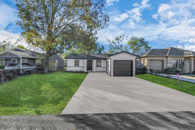 428 De Haven Street, Houston, TX 77029