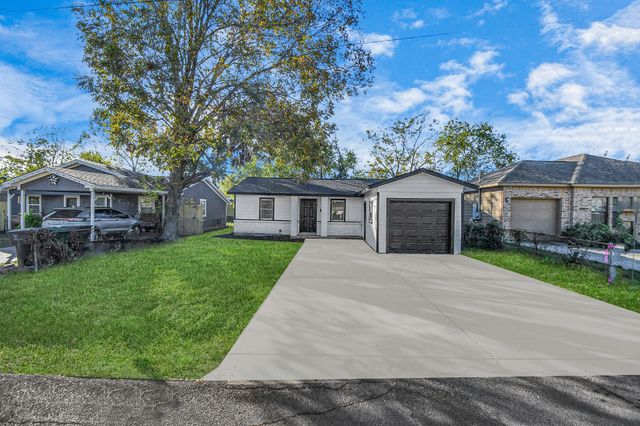 428 De Haven Street, Houston, TX 77029