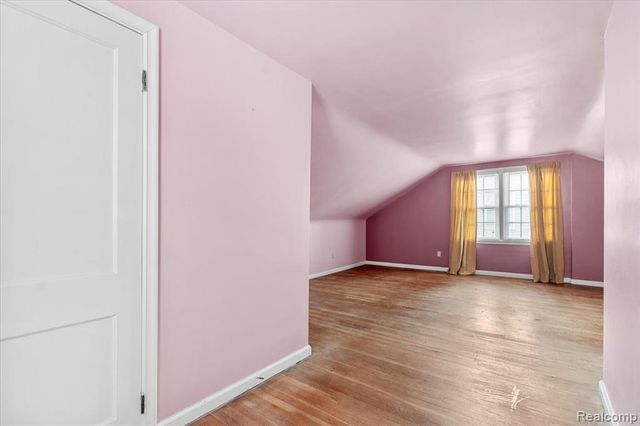 909 N Highland Street, Dearborn, MI 48128