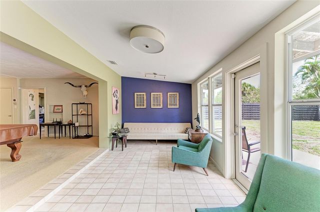 2286 HYDE PARK STREET, Sarasota, FL 34239