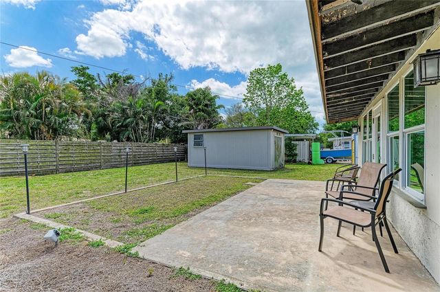 2286 HYDE PARK STREET, Sarasota, FL 34239