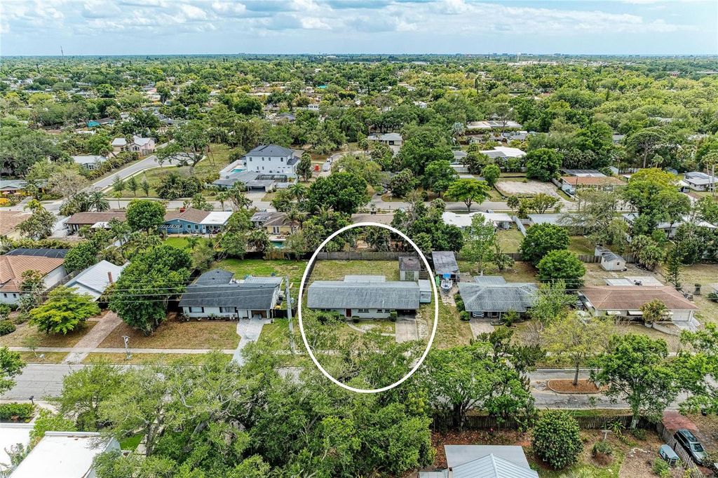 2286 HYDE PARK STREET, Sarasota, FL 34239