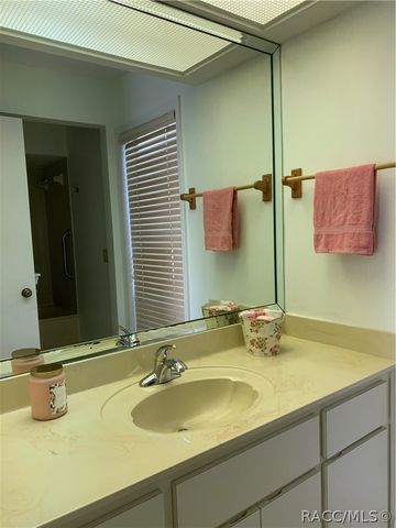 1758 N Envoy Drive, Crystal River, FL 34429