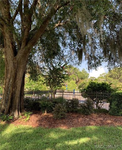 1758 N Envoy Drive, Crystal River, FL 34429