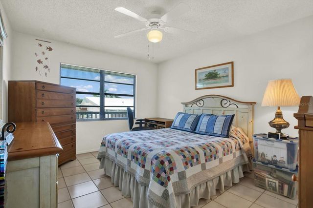 315 58TH STREET D, Holmes Beach, FL 34217
