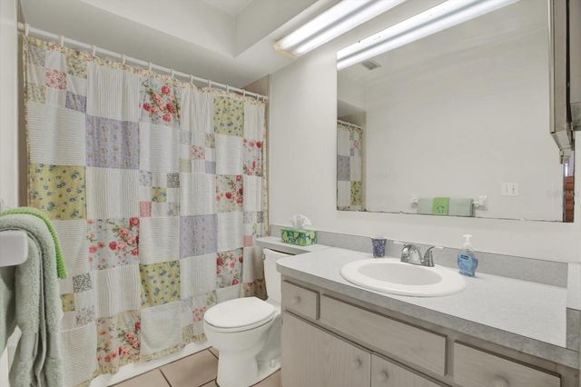 315 58TH STREET D, Holmes Beach, FL 34217