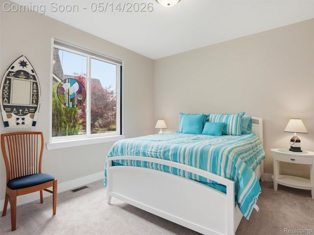 3513 Pointe Shore Drive, Brighton Township, MI 48114