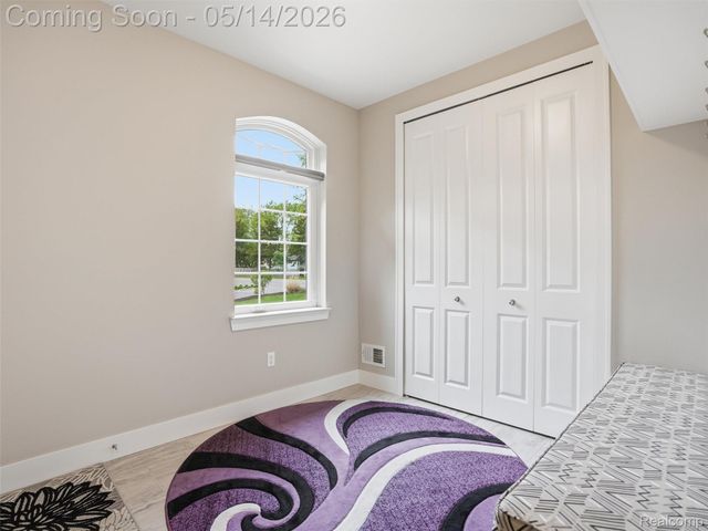 3513 Pointe Shore Drive, Brighton Township, MI 48114