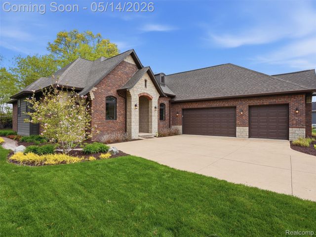 3513 Pointe Shore Drive, Brighton Township, MI 48114