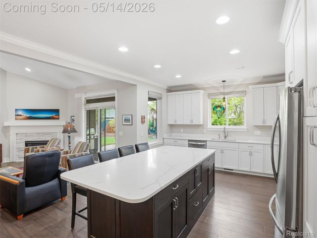 3513 Pointe Shore Drive, Brighton Township, MI 48114