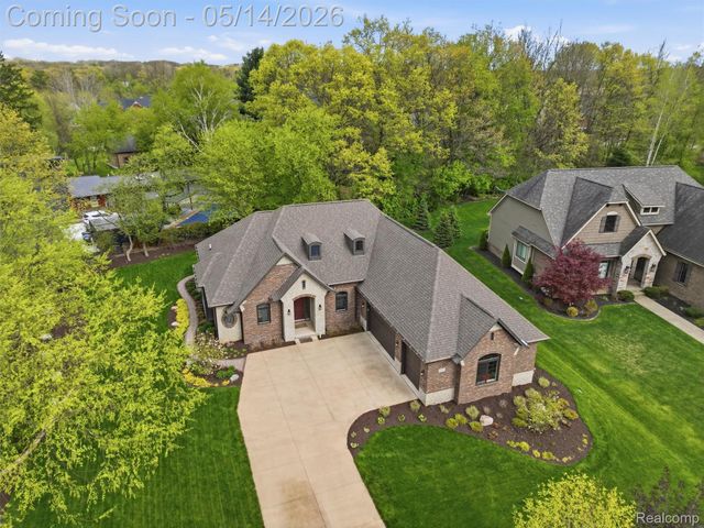 3513 Pointe Shore Drive, Brighton Township, MI 48114