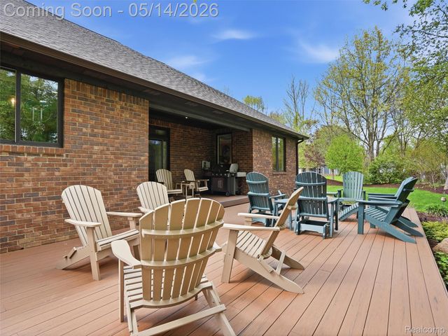 3513 Pointe Shore Drive, Brighton Township, MI 48114