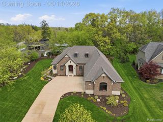3513 Pointe Shore Drive, Brighton Township, MI 48114