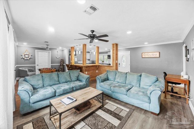 3290 Bayou Dr, Pensacola, FL 32505