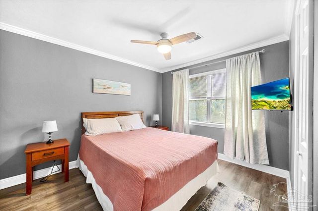 3290 Bayou Dr, Pensacola, FL 32505