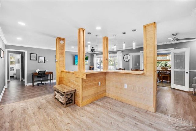 3290 Bayou Dr, Pensacola, FL 32505