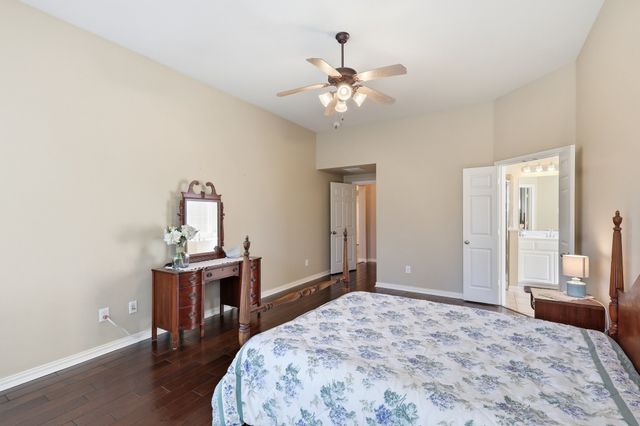 1124 Wilson Drive, Lantana, TX 76226