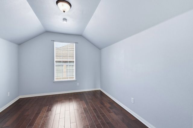 1124 Wilson Drive, Lantana, TX 76226